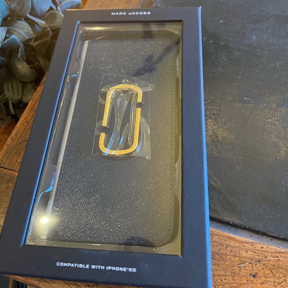 iPhone xr Marc Jacob wallet phone case